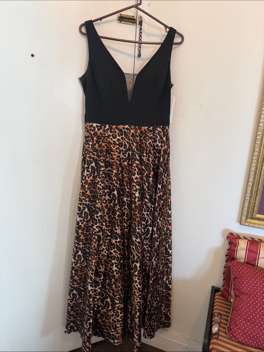 Black and Leopard Print V-Neck Women's Dress